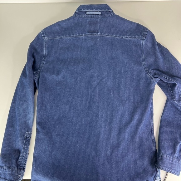 Levi’s Red Tab Denim Shirt​​​​​​​​​​​​​​​​​​​​​​​​​​​​​​​​​​​​​​​ - Picture 2 of 7